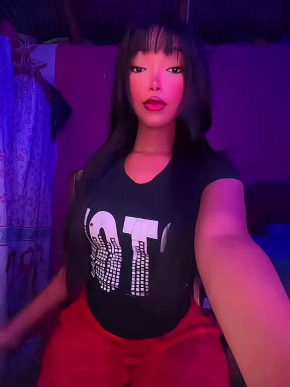@Esther Castillo 🦇
