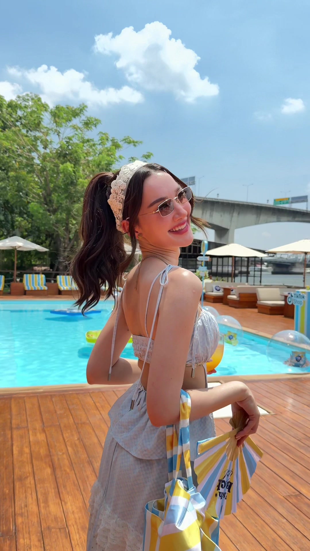 @Diana Flipo | เดียร์น่า