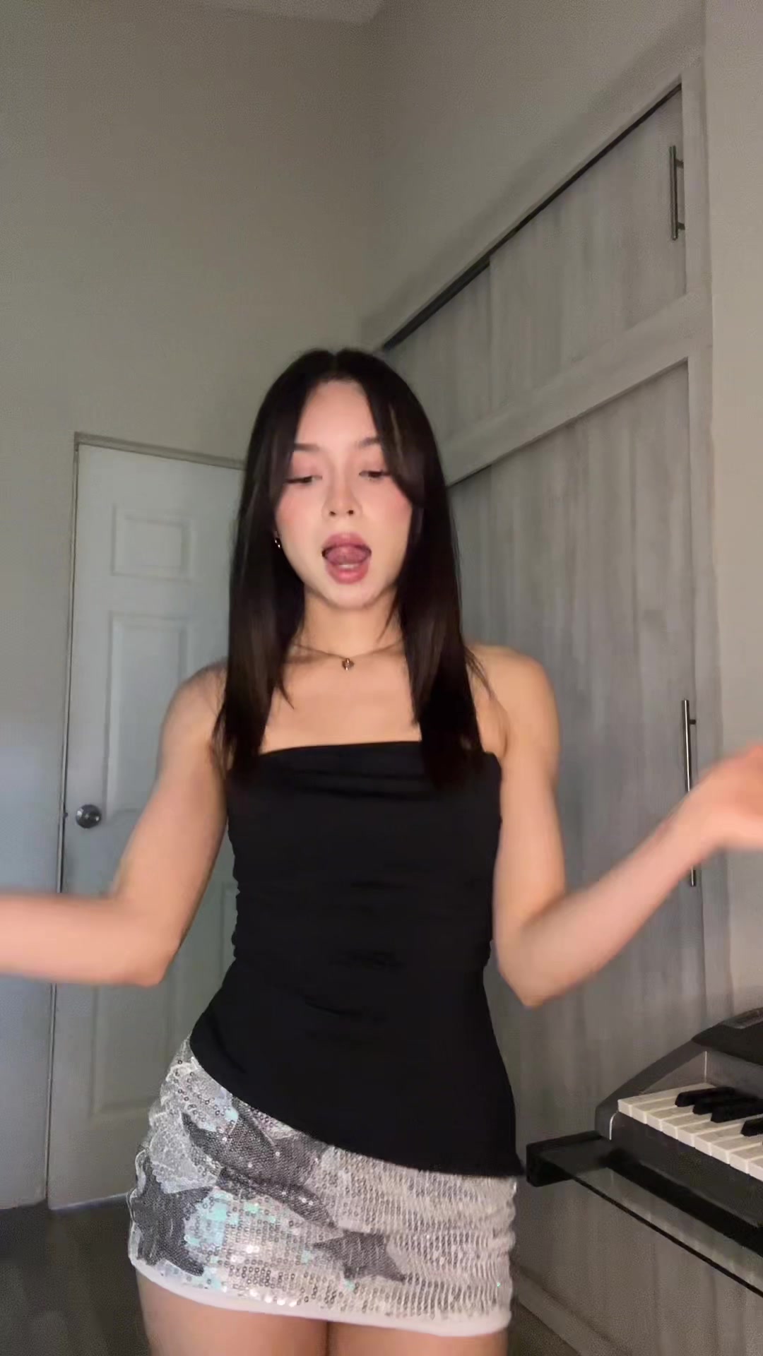 @vom