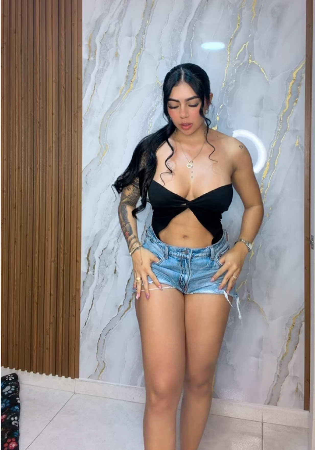 @LAPELINEGRAᴰᴹ🦍