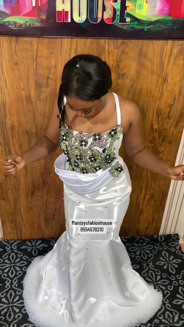 @Manteysfashion_House🧵🪡