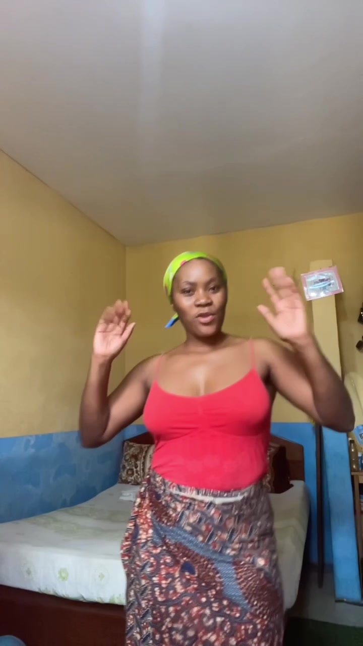 @Lili-Rose 242🇨🇬❤️💵🥰