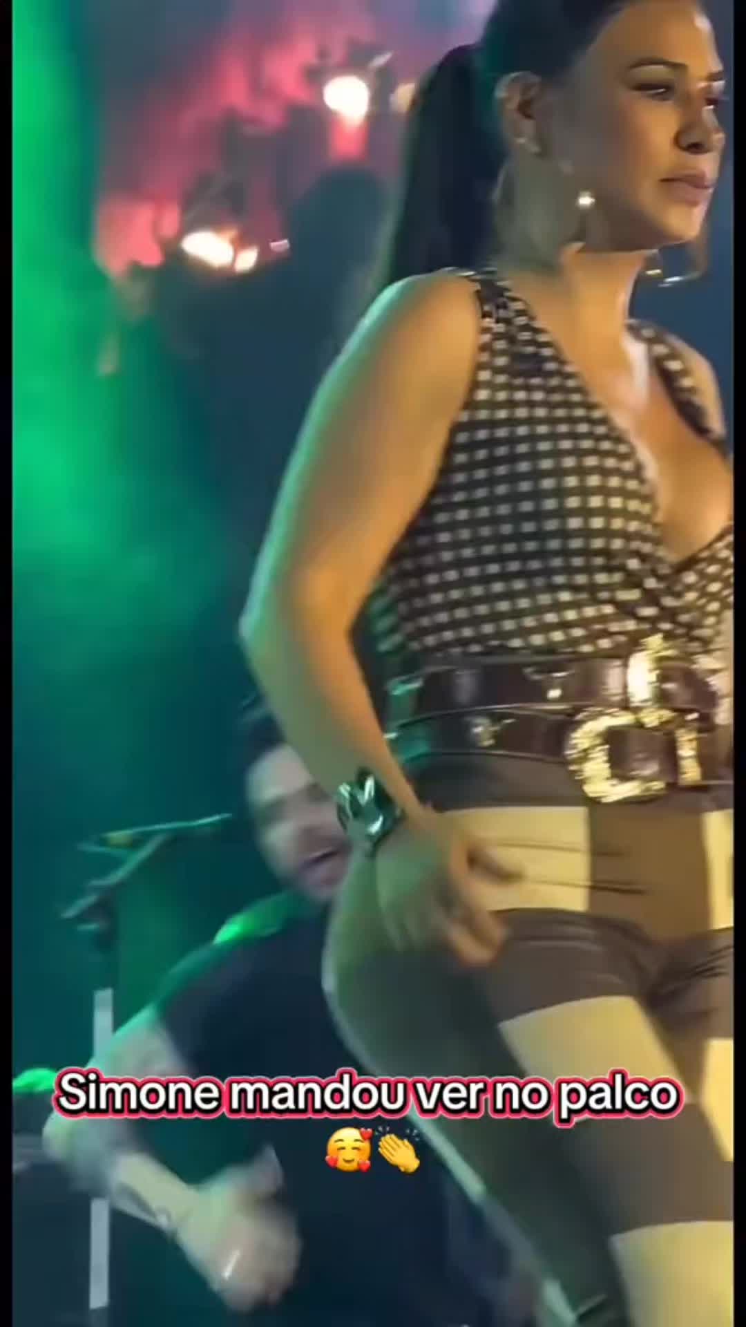 @simonefâs