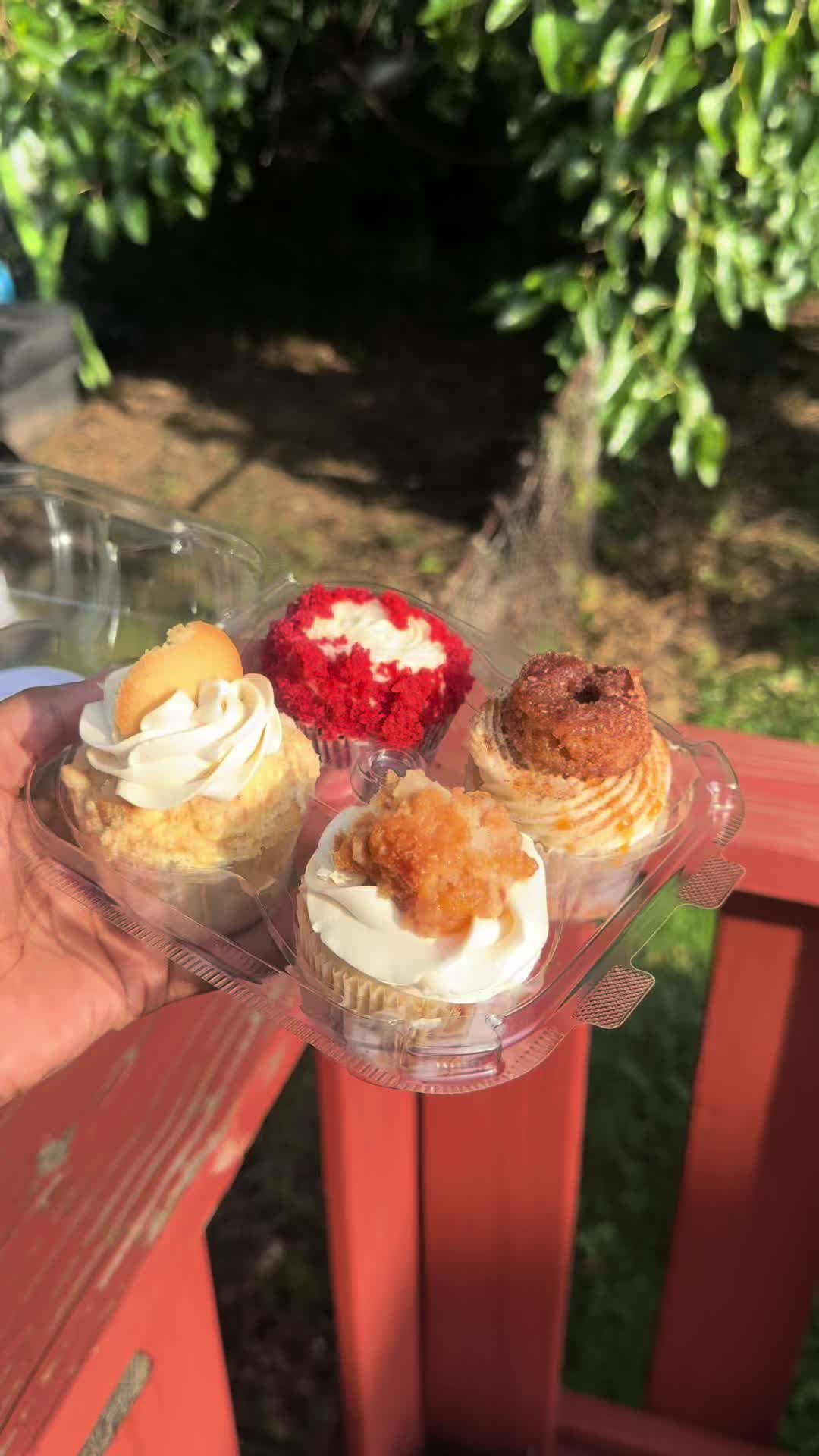 @mo.cupcakes