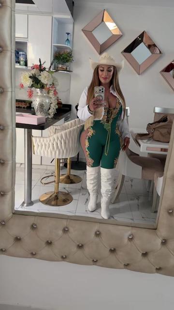 @Meralin