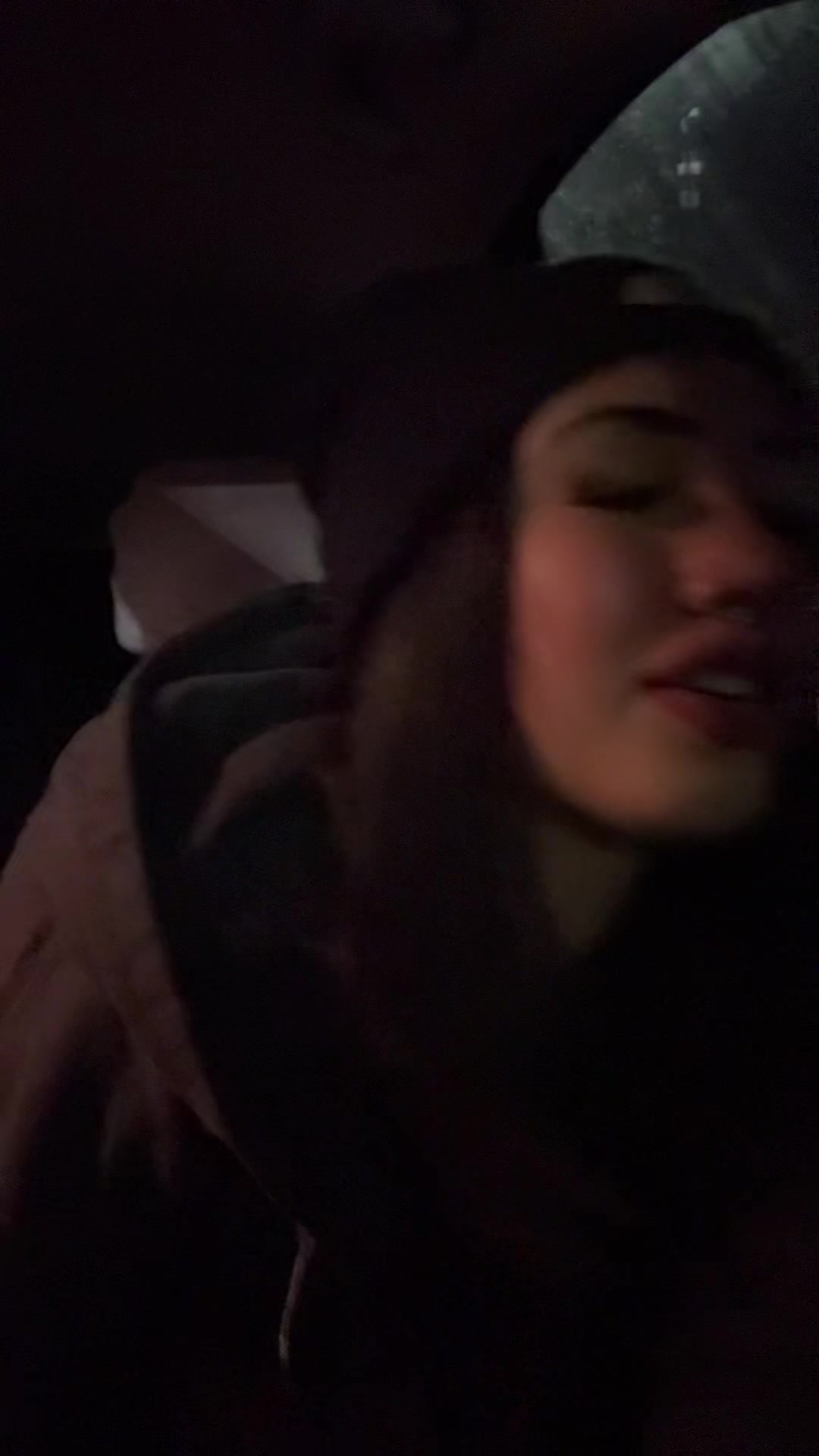 @…