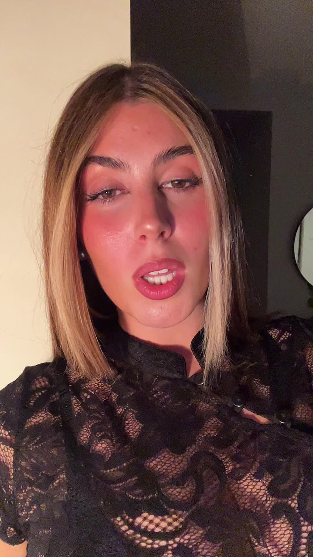 @clari