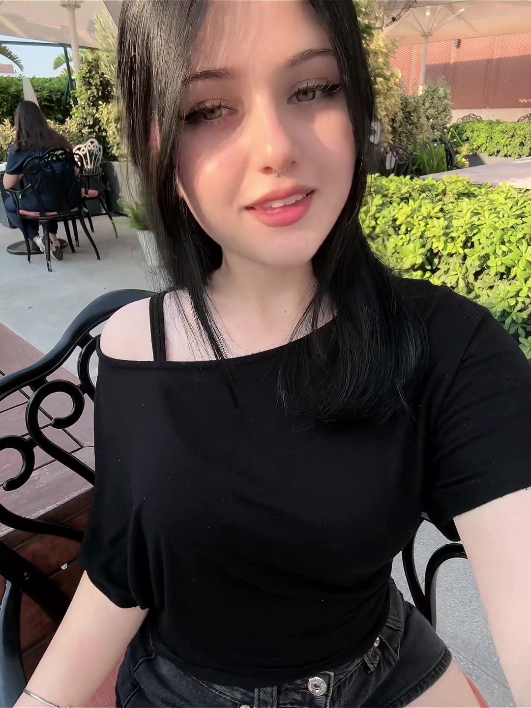 @alminadirenn