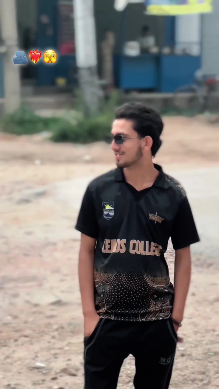 @QARI 46 👑