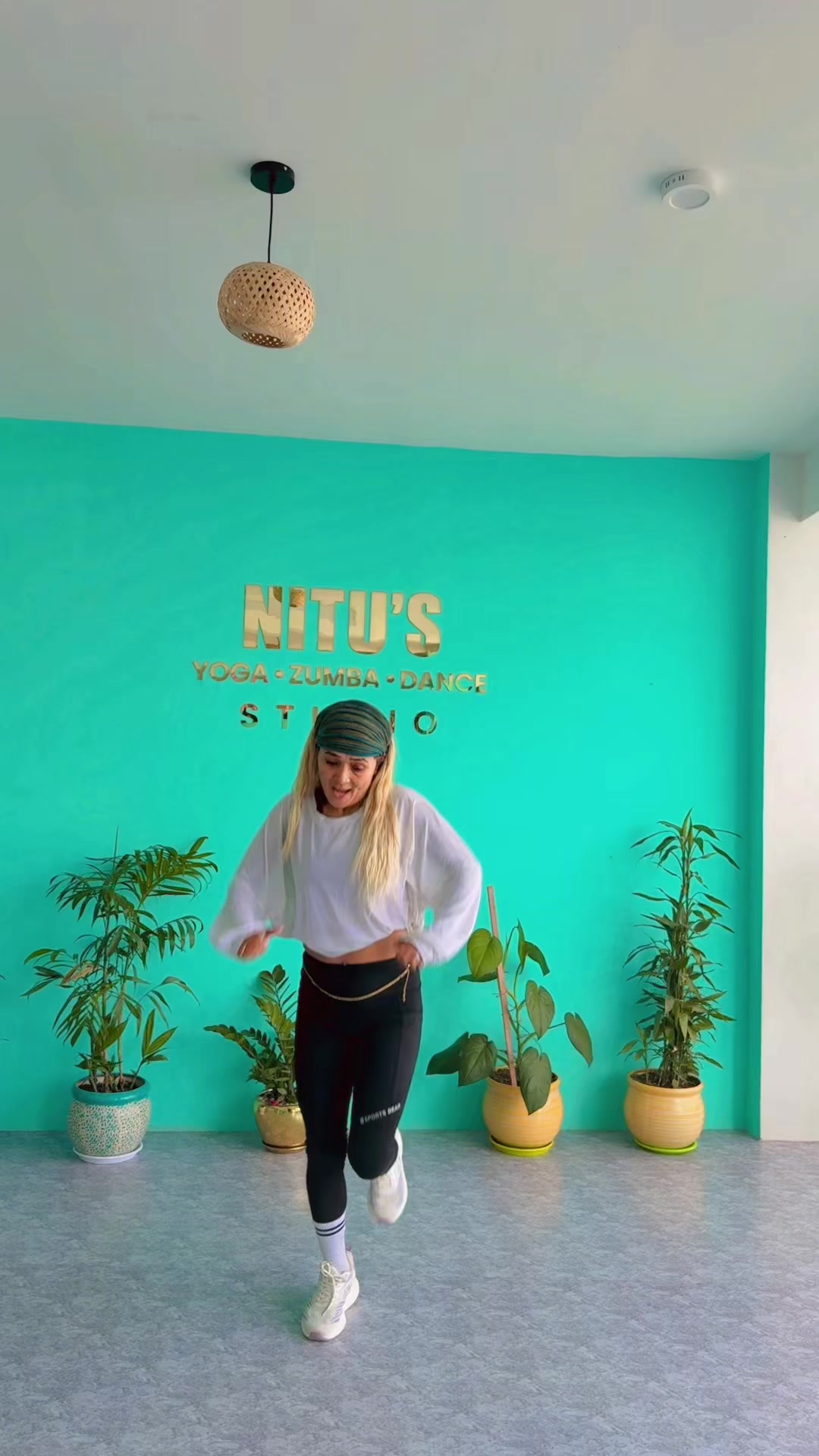 @Nitu singh yoga teacher zIn