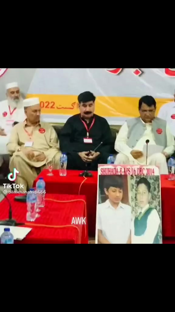 @akhonzada_chattan