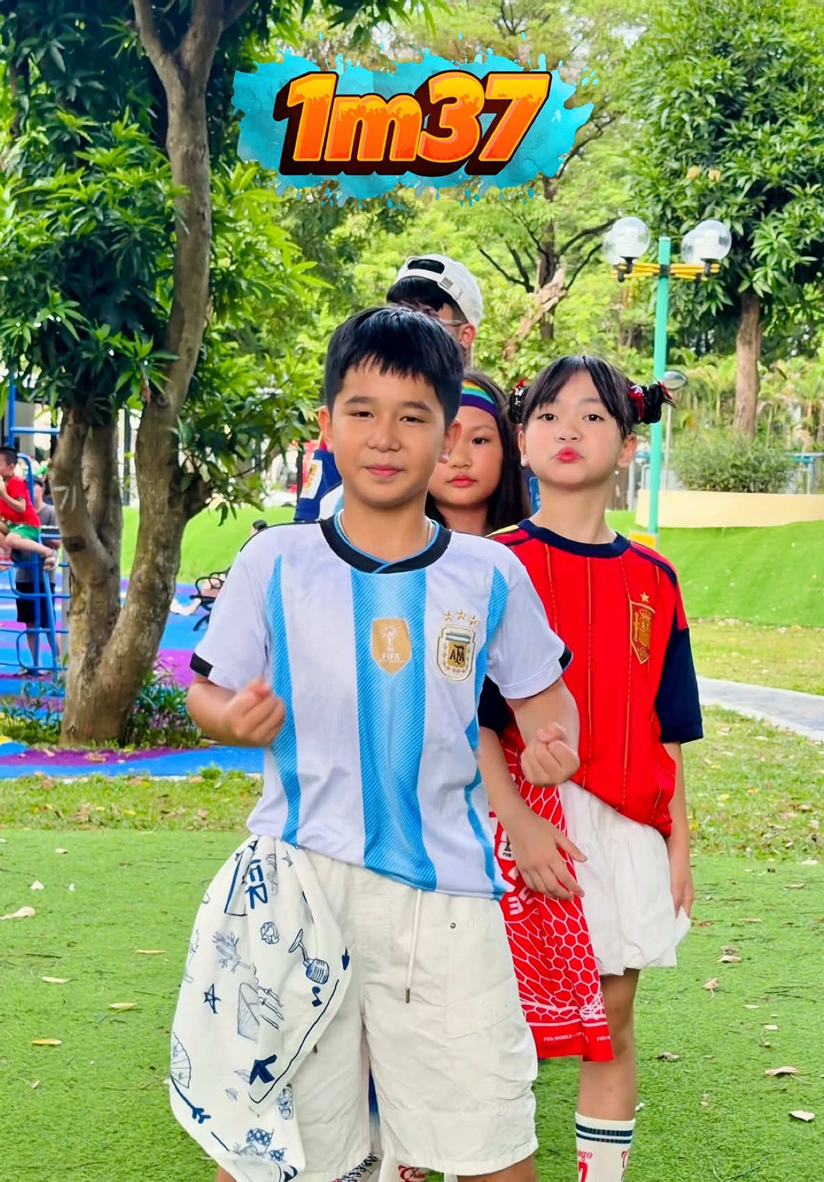 @Lê Ngọc Vy (Bella)