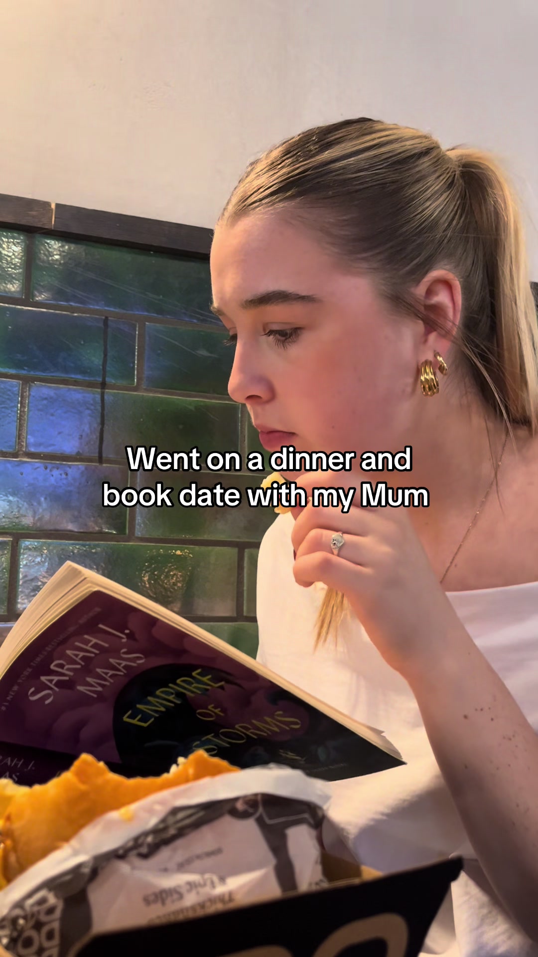@Mayareads