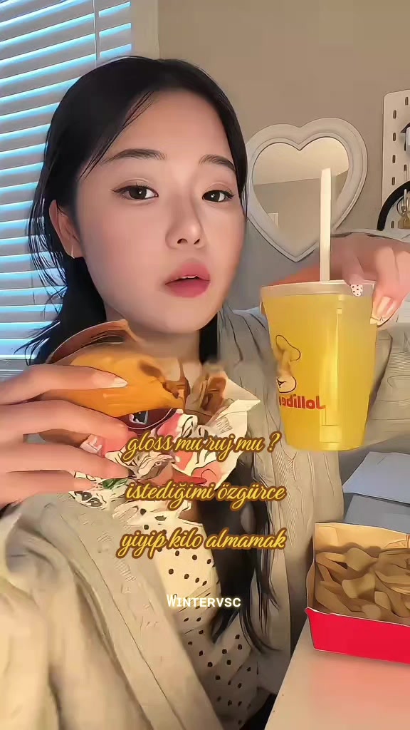@🤍𓇼𓏲𝙒𝙄̇𝙉𝙏𝙀𝙍✩‧₊˚❄️
