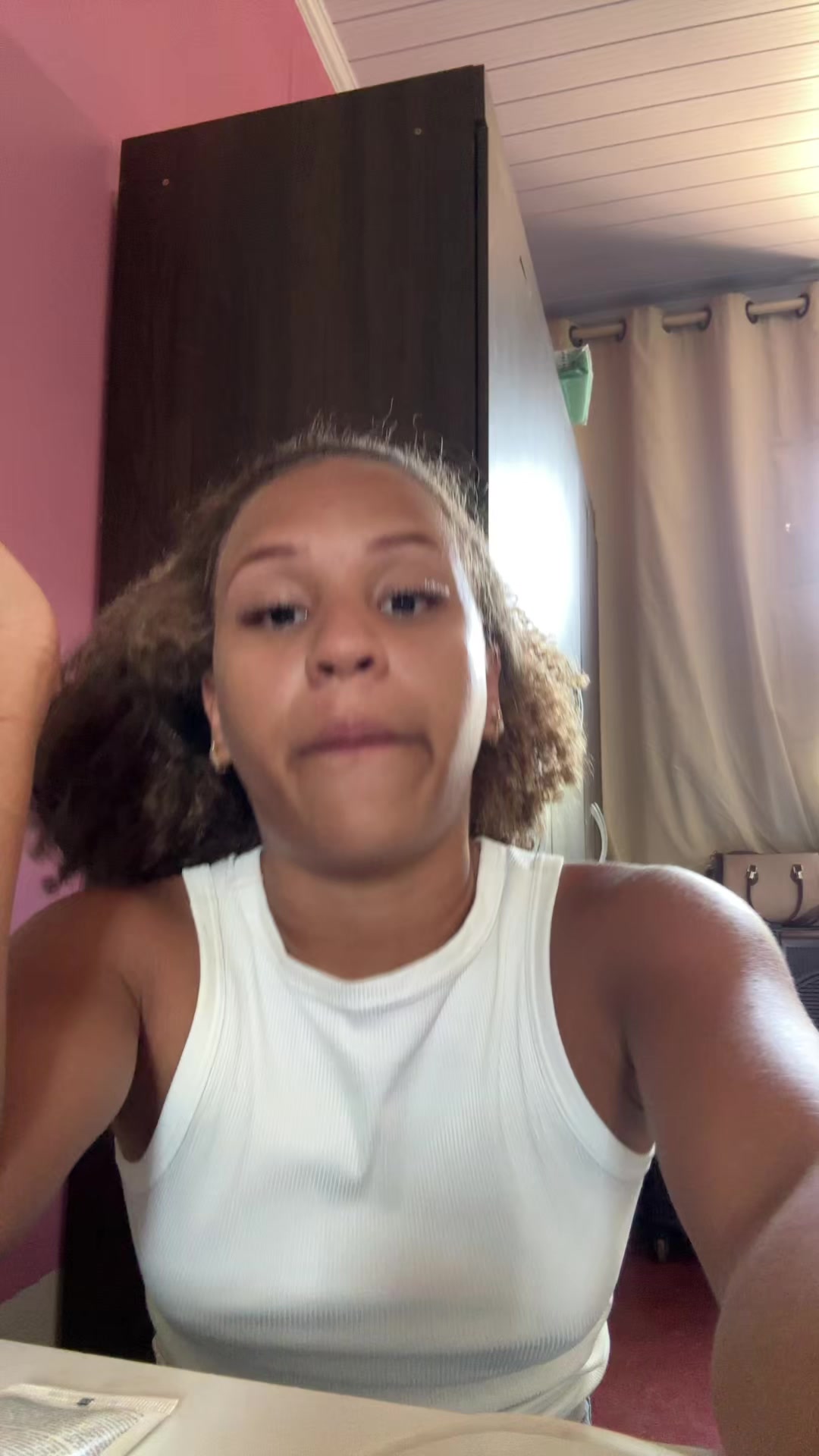 @Isadora🩷