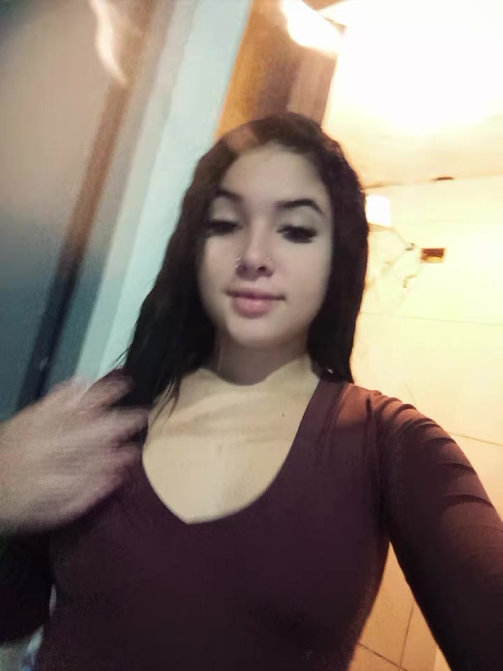 @leticia