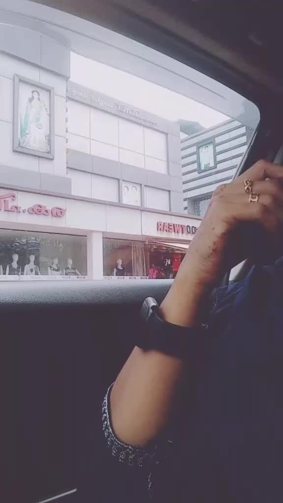 @𝘐𝘵𝘻_𝘮𝘦_____𝘴𝘩𝘪𝘧𝘢