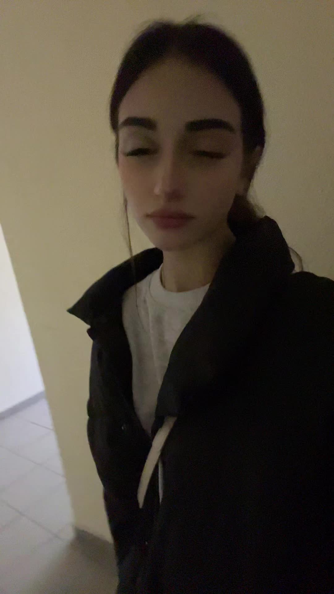 @полякова