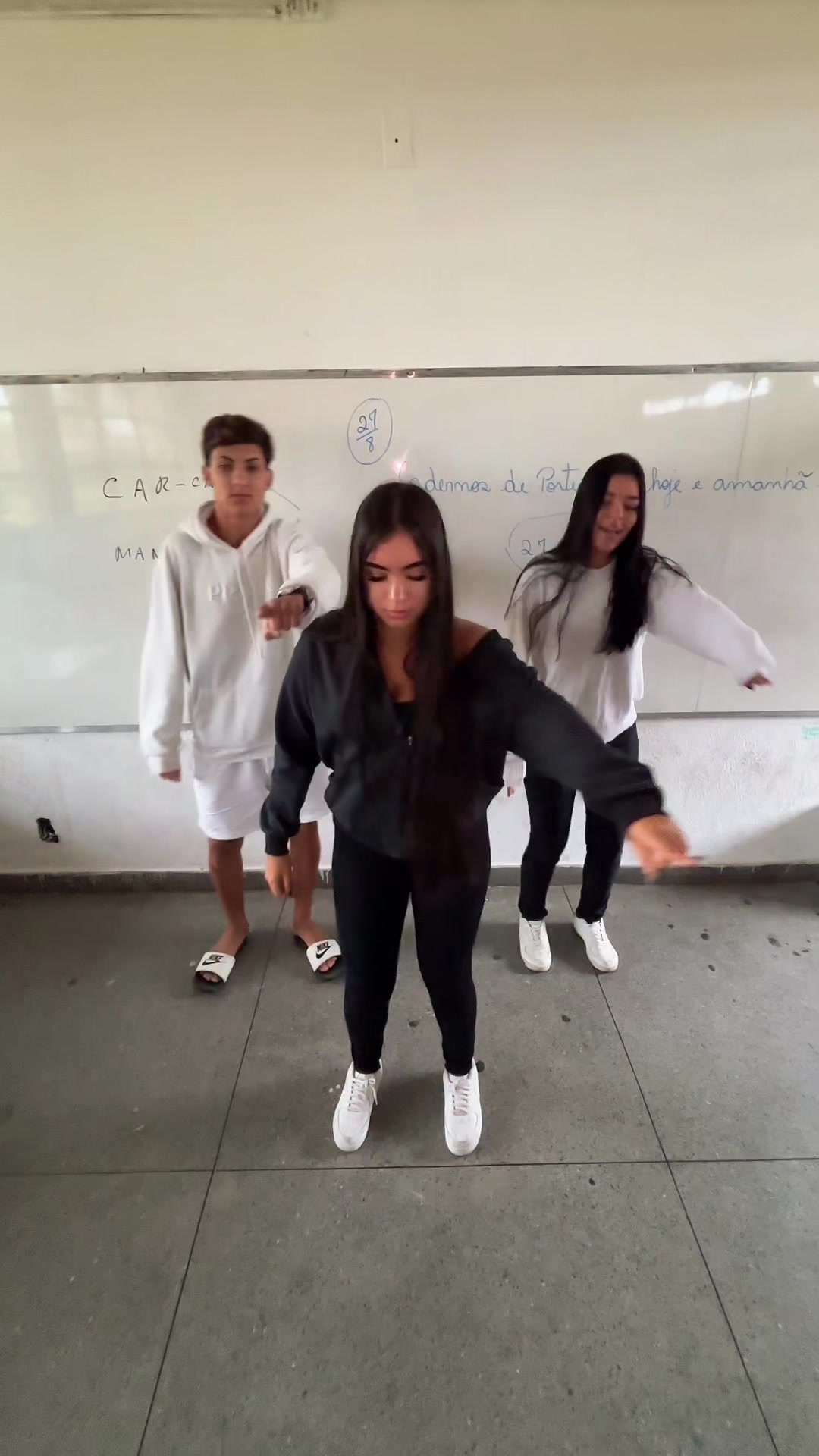 @ؘ
