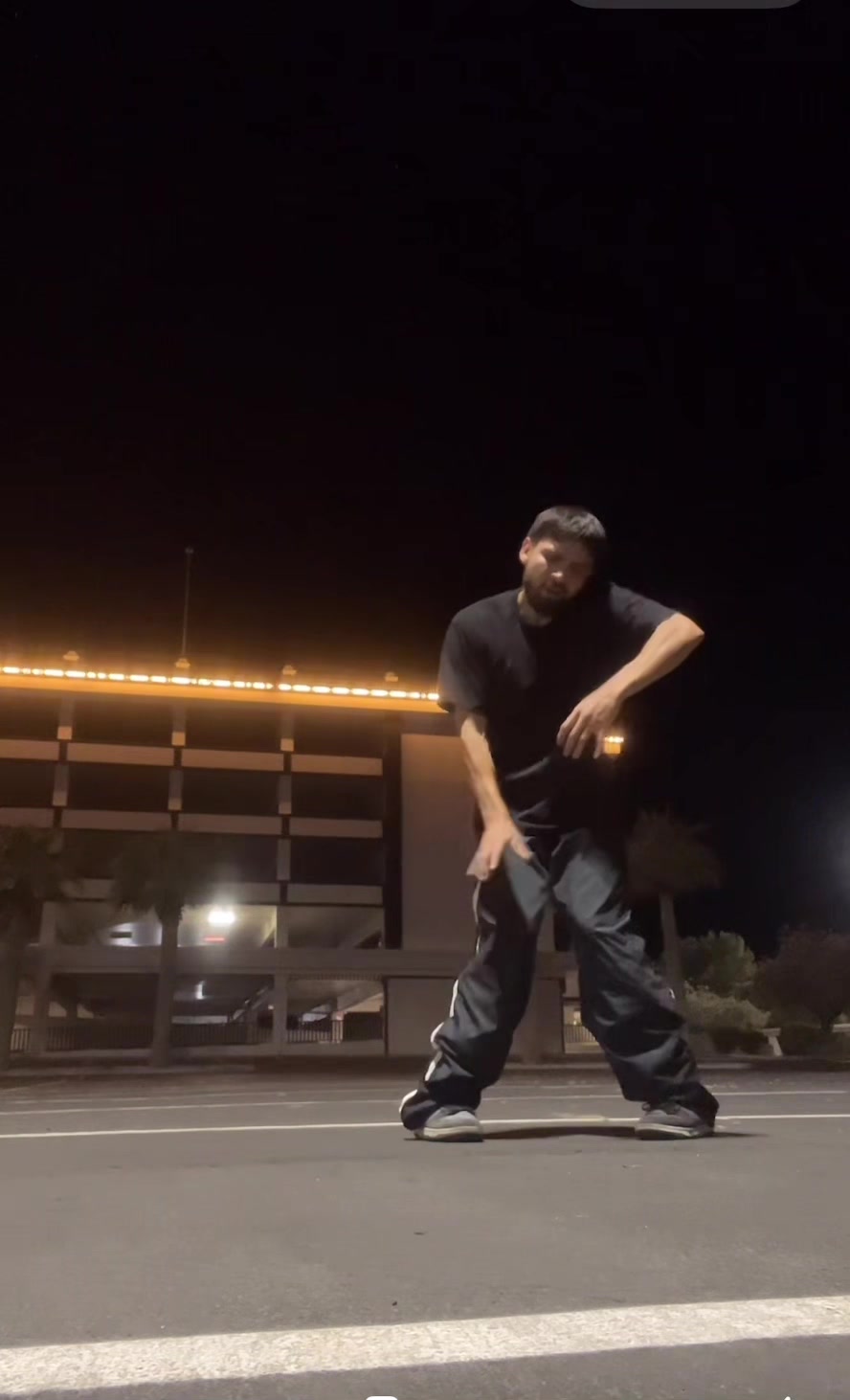 @isaac_dances