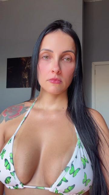 @Juju_Hellcat