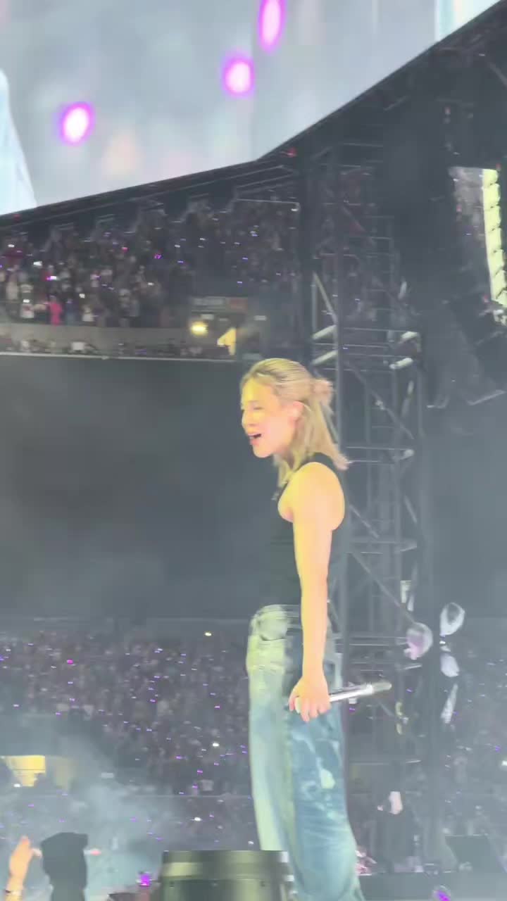 @MyQueen_JK💜