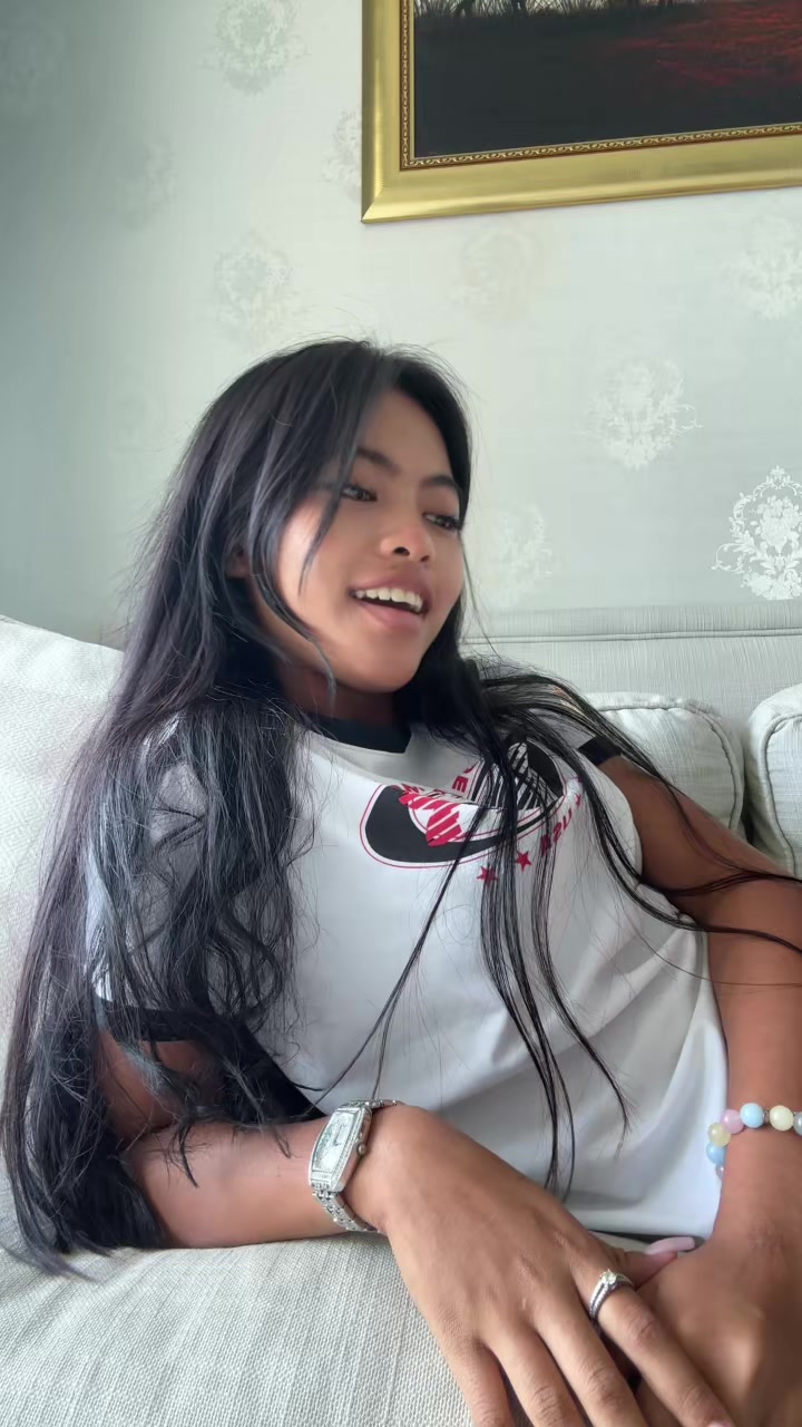 @𝕊𝕚𝕣𝕚 𝕤𝕦𝕟 𝟙𝟠 ✨