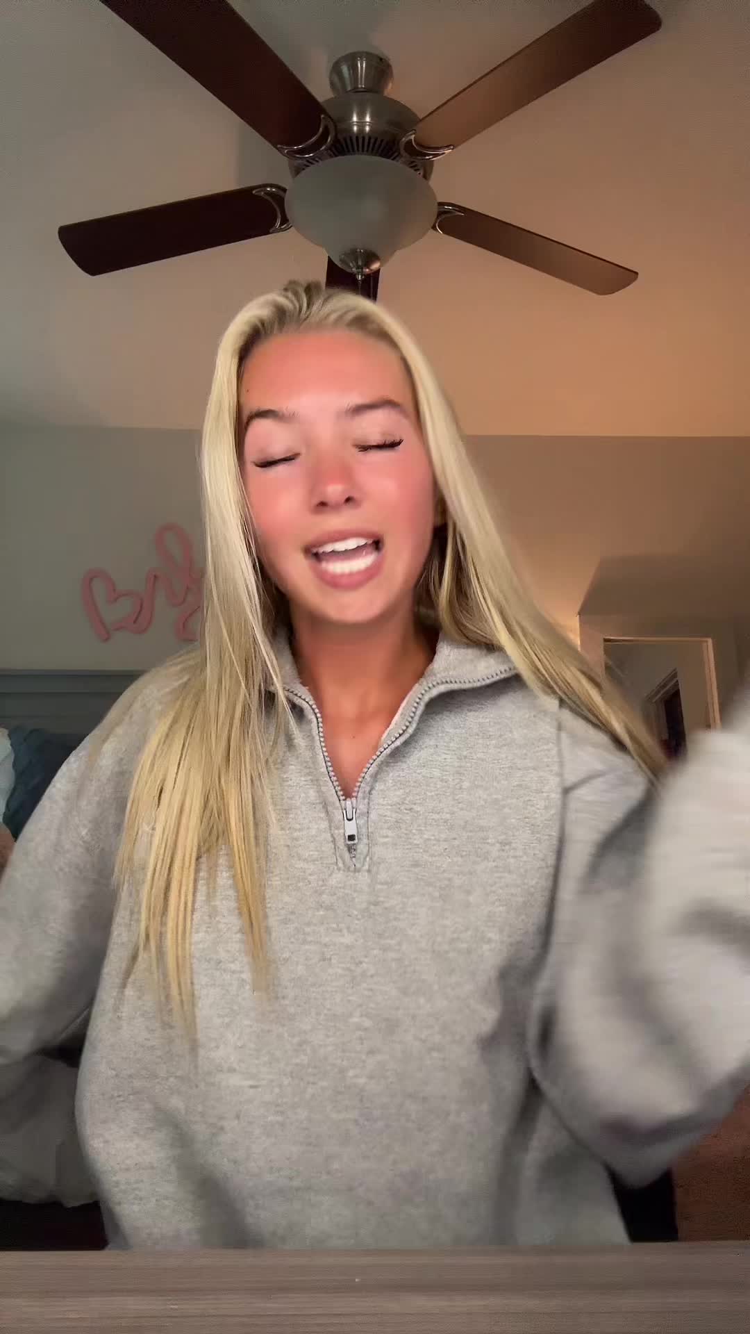 @ASH🦋