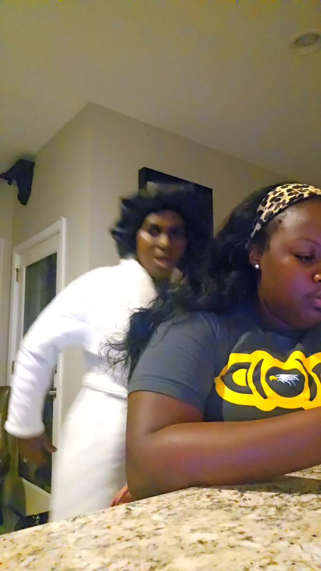 @thenjibere