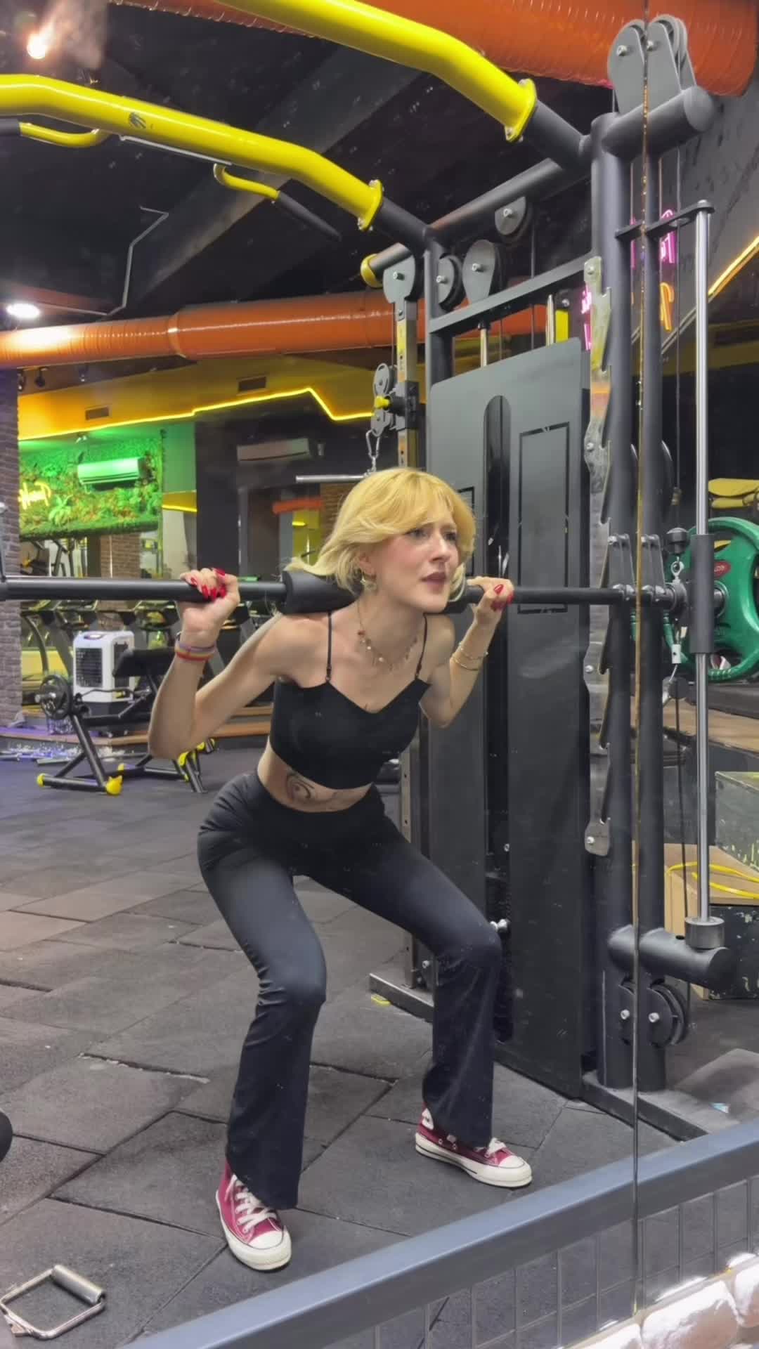 @saretanik