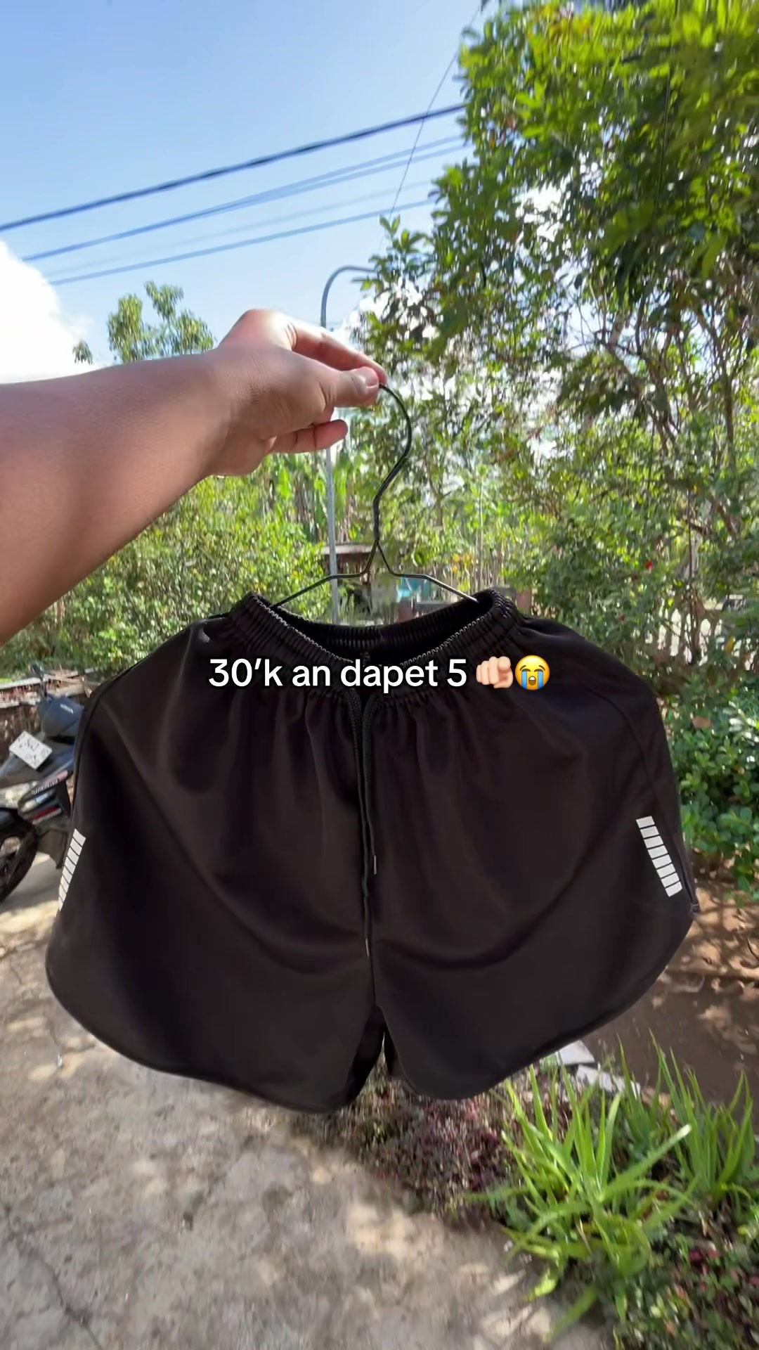 @outfitdisini