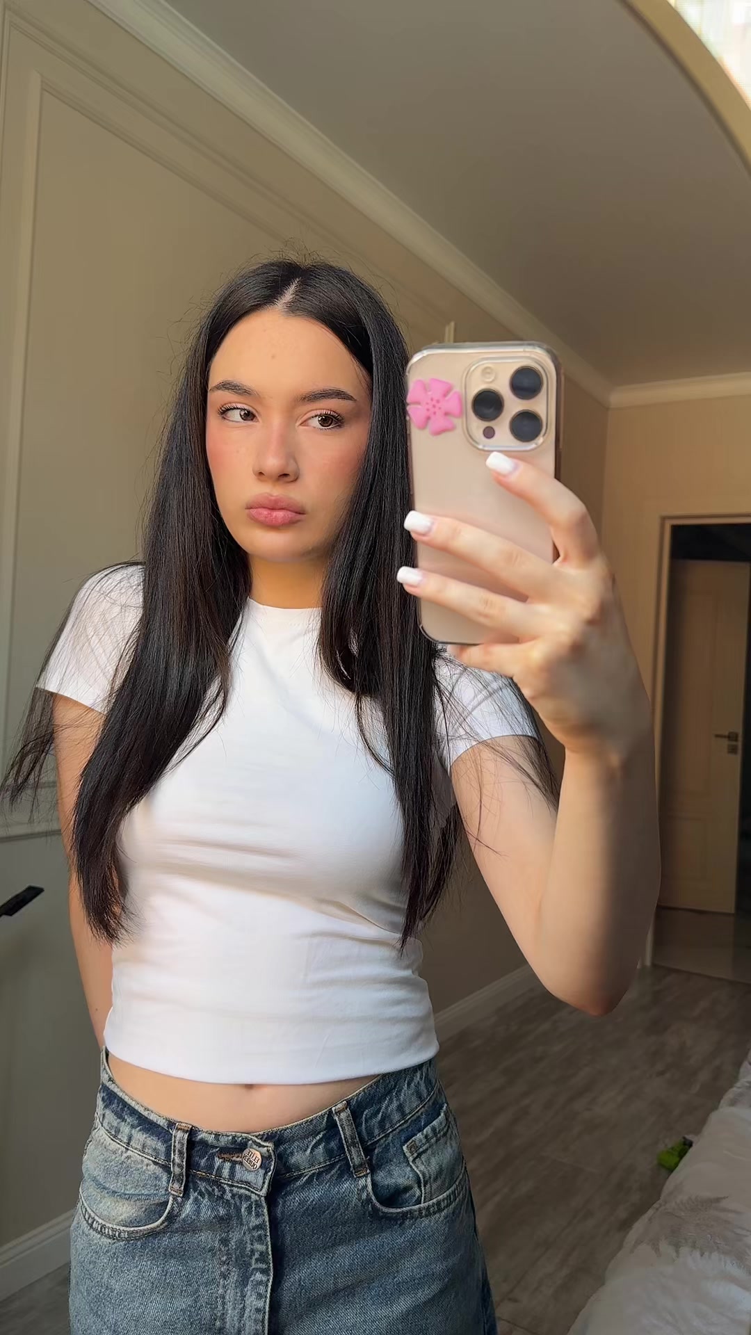 @эммик