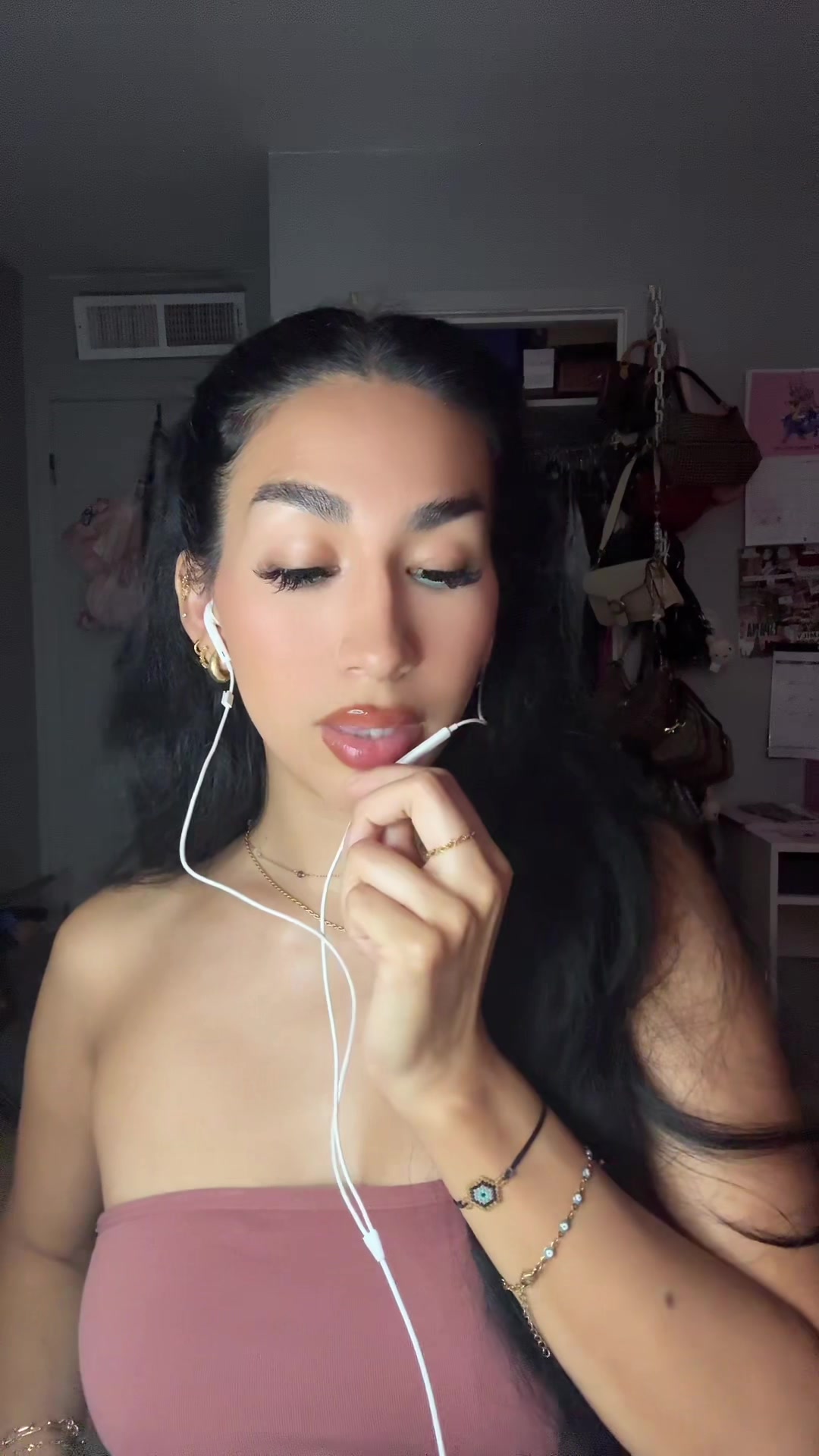@Veronica