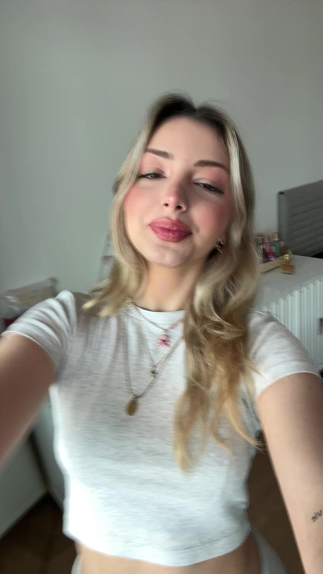 @Ezhelylmzz