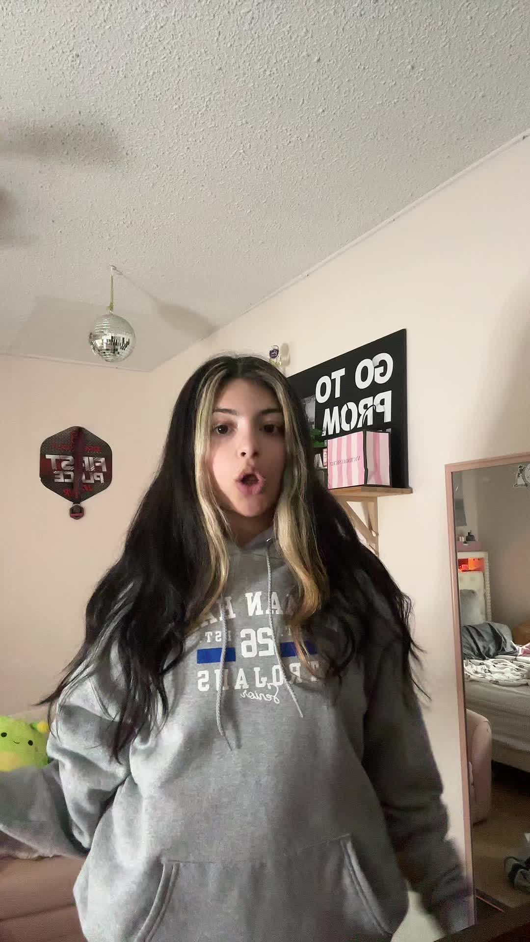 @bombshell