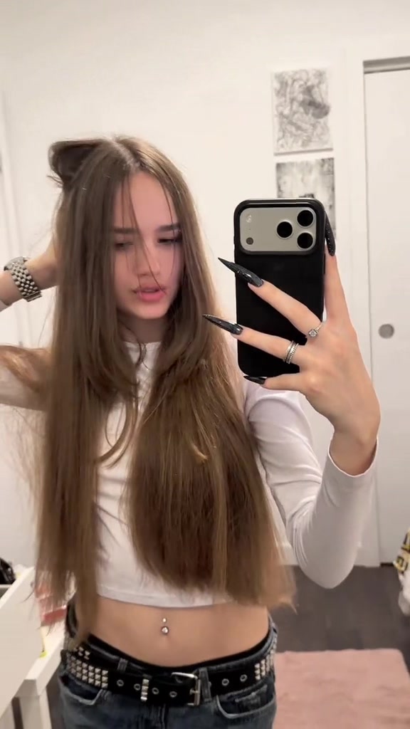@нася