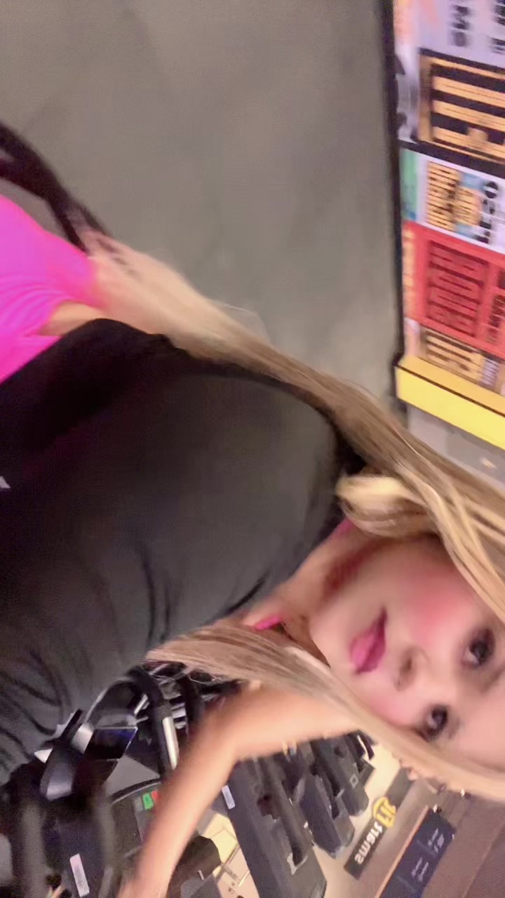 @Juliana Ventura