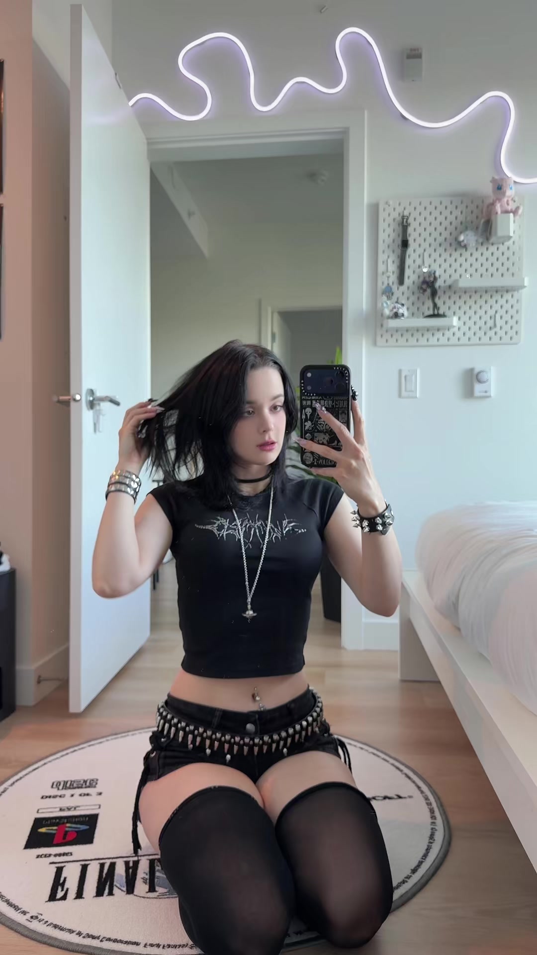 @Ari
