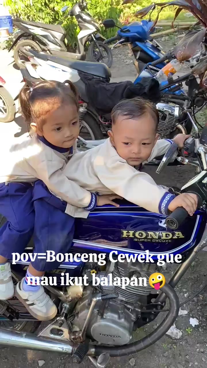 @Nyonyae_Muass Riza🩷🥰