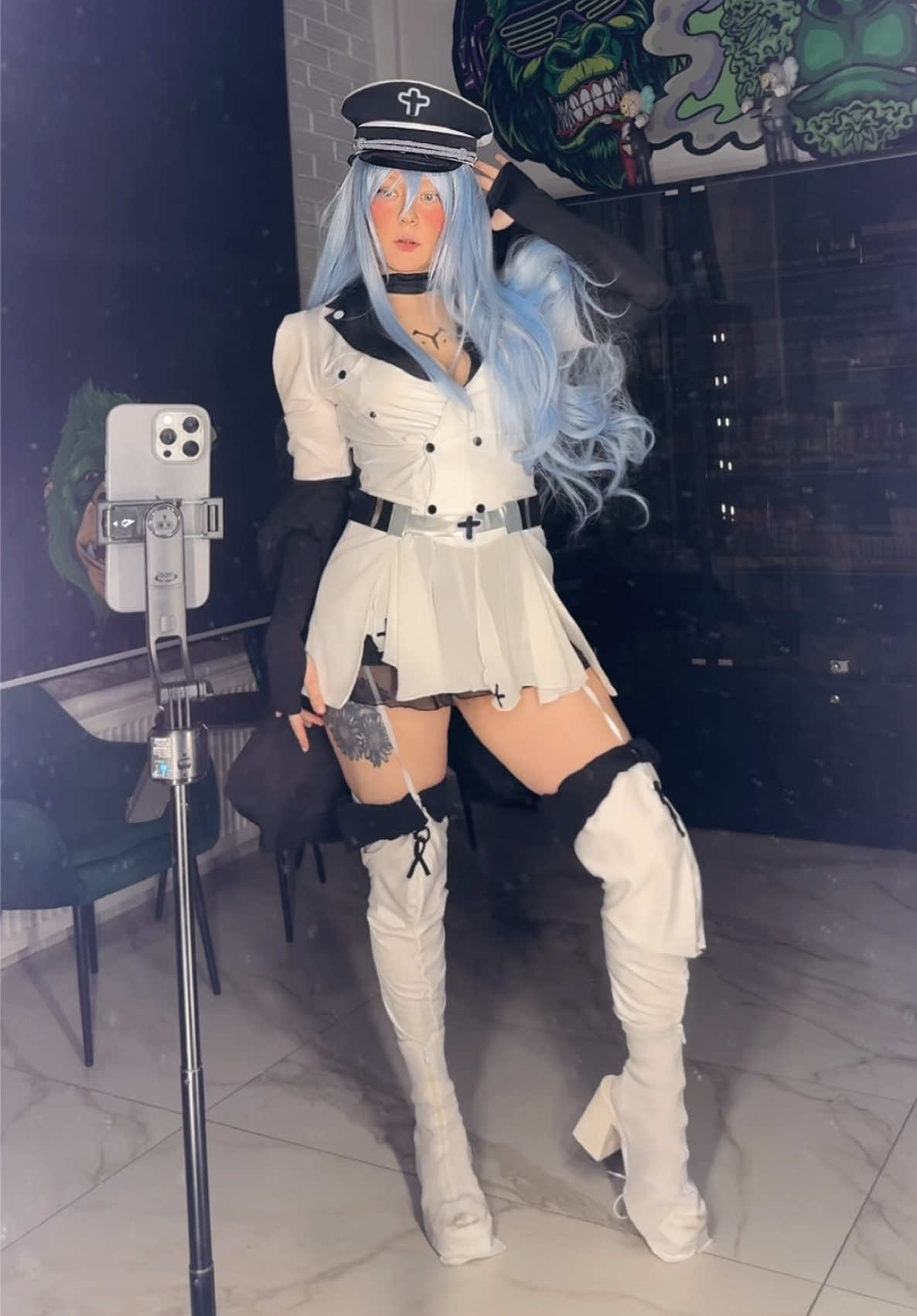 @Elybely