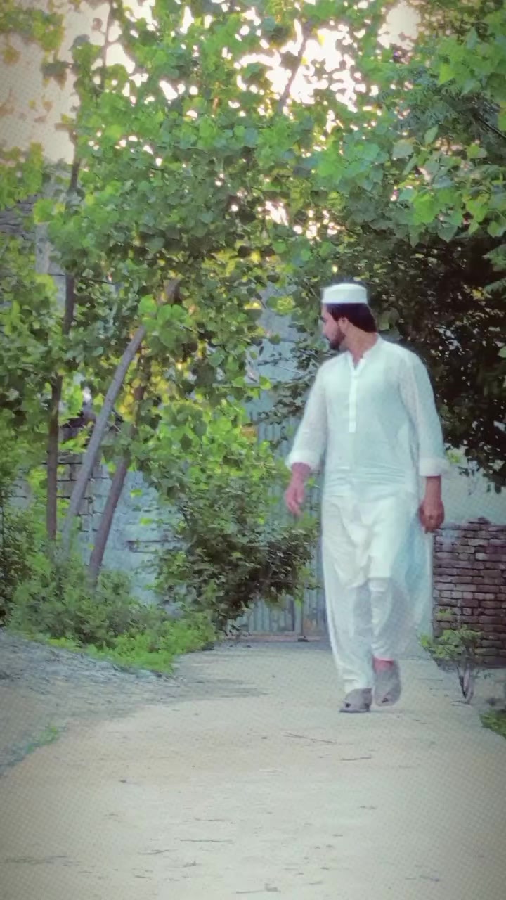 @👑شاہی لڑکا🤴
