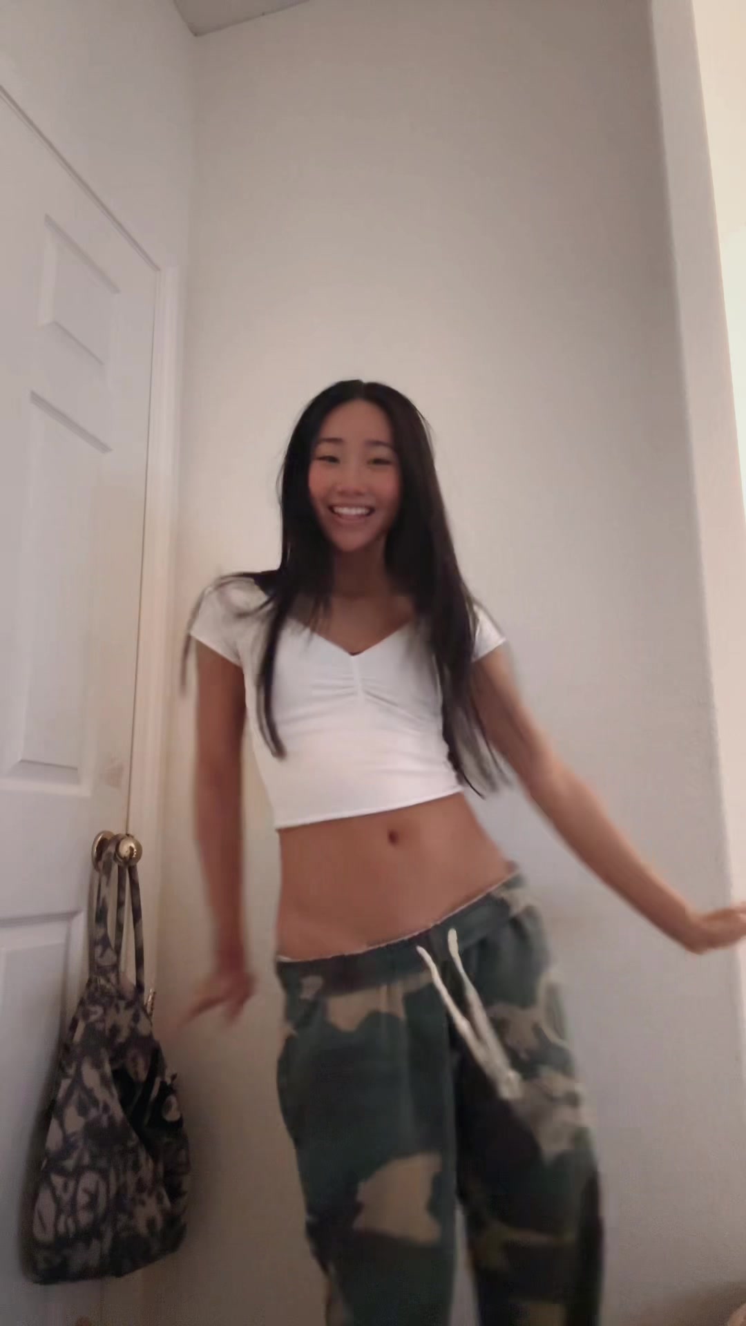 @7