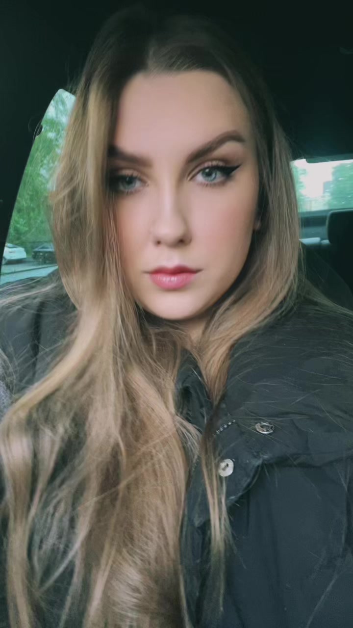 @👑Irina👑