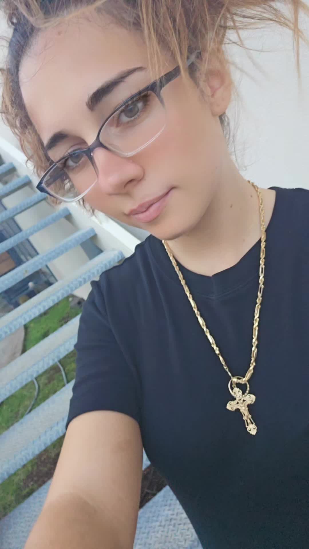 @Dominique