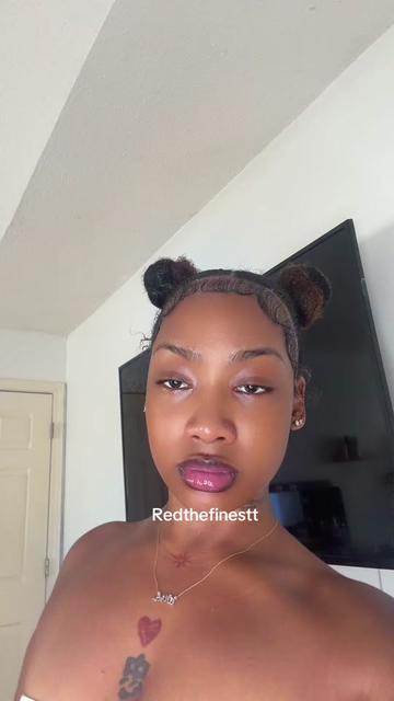 @BABYRED🌟