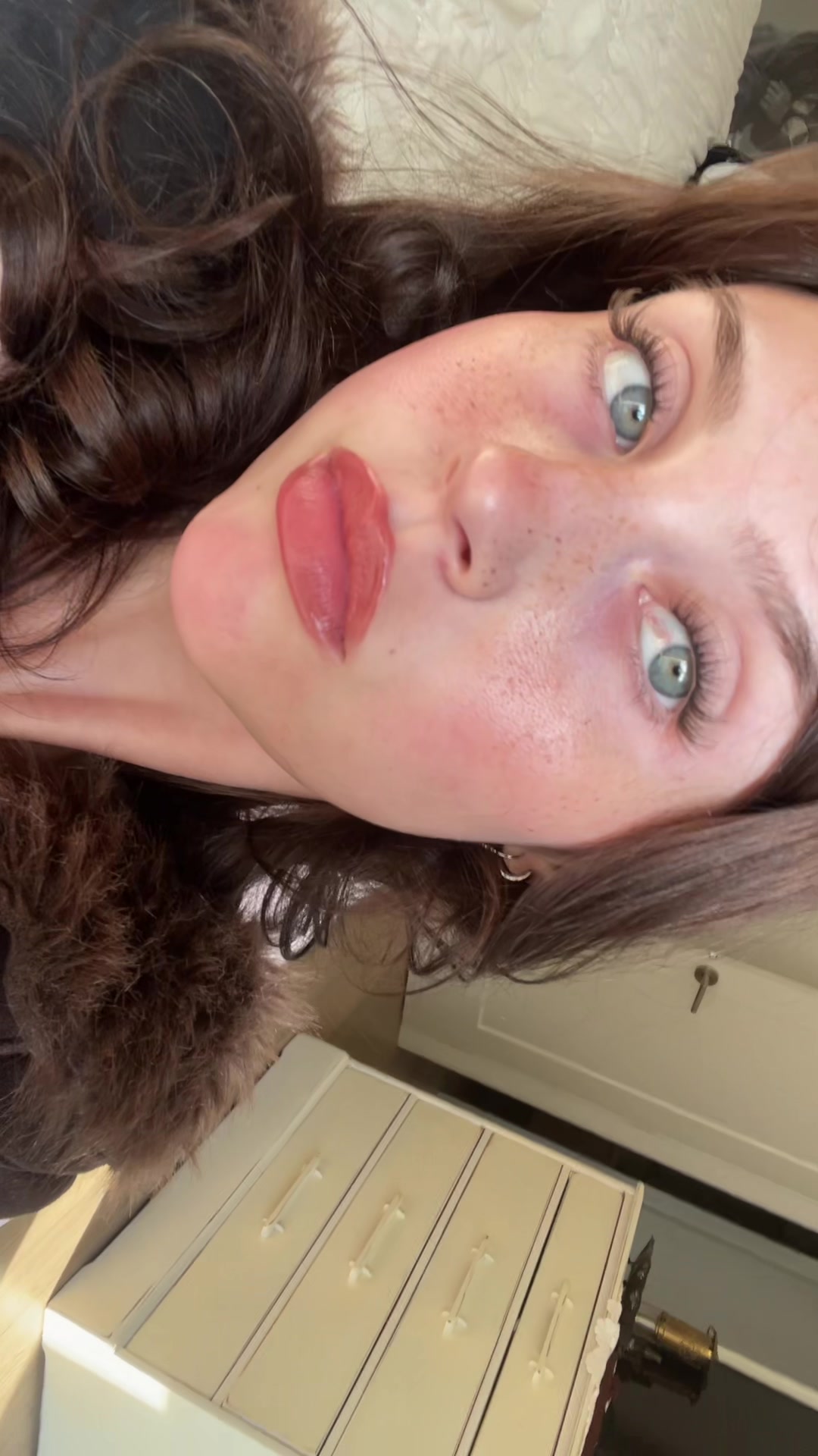 @✧:* T *✧･ﾟ