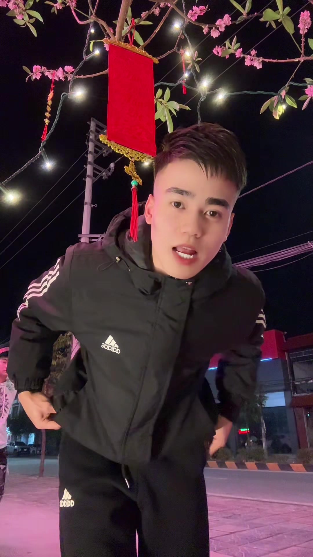 @Ho&agrave;ng Tuấn Ph&aacute;t