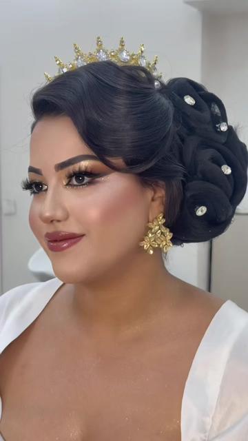 @Saruhan&Ouml;zdenee