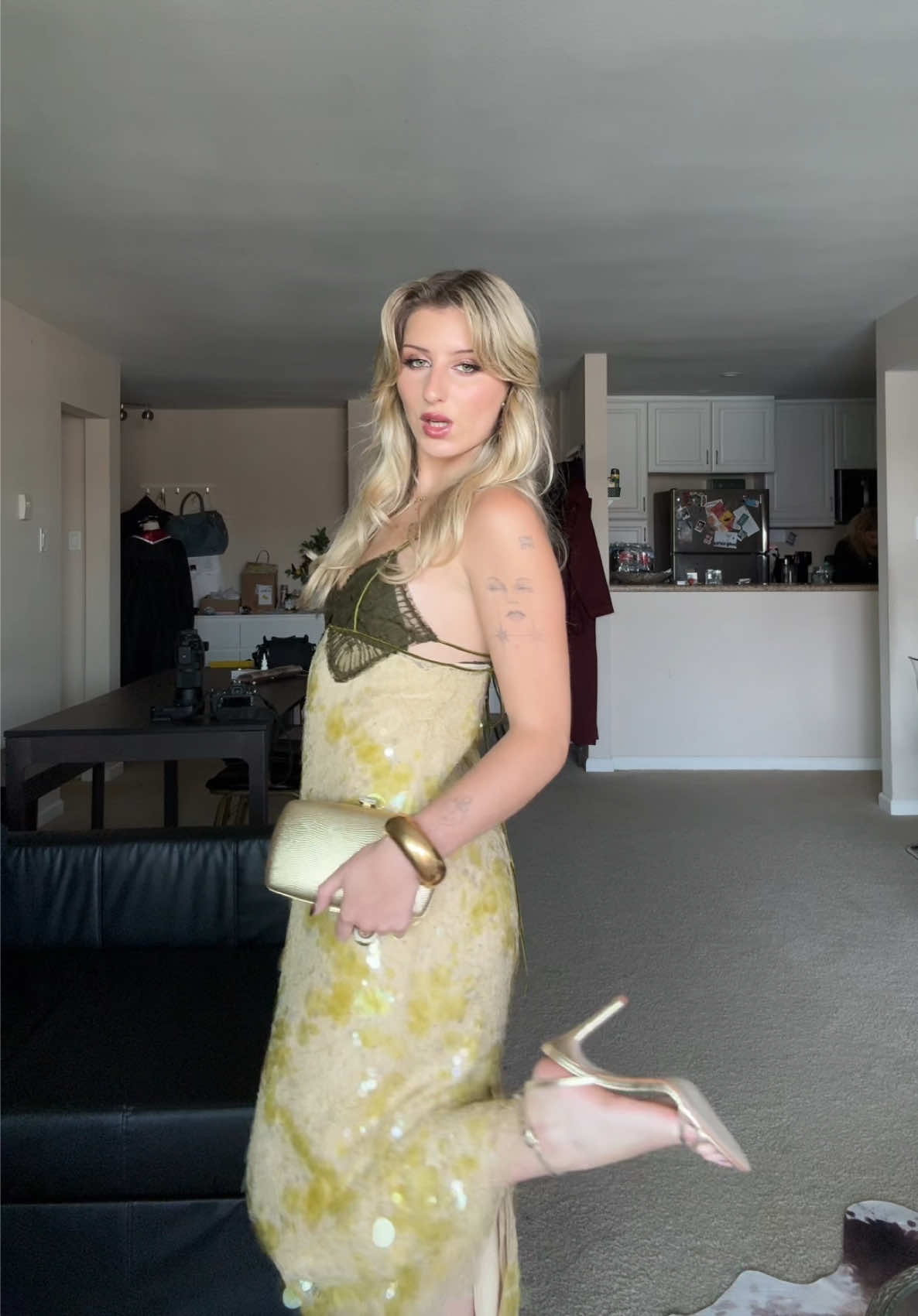 @Dominique