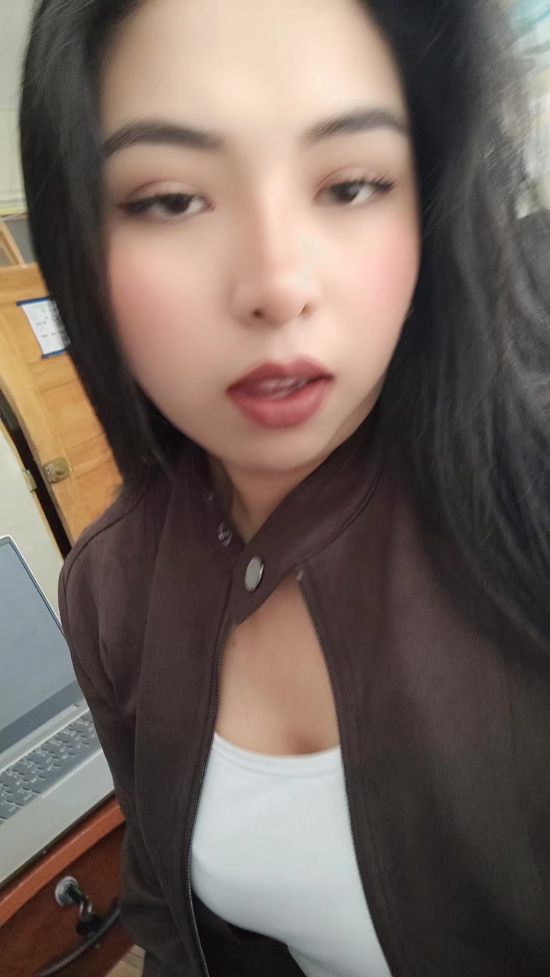 @BritneyD